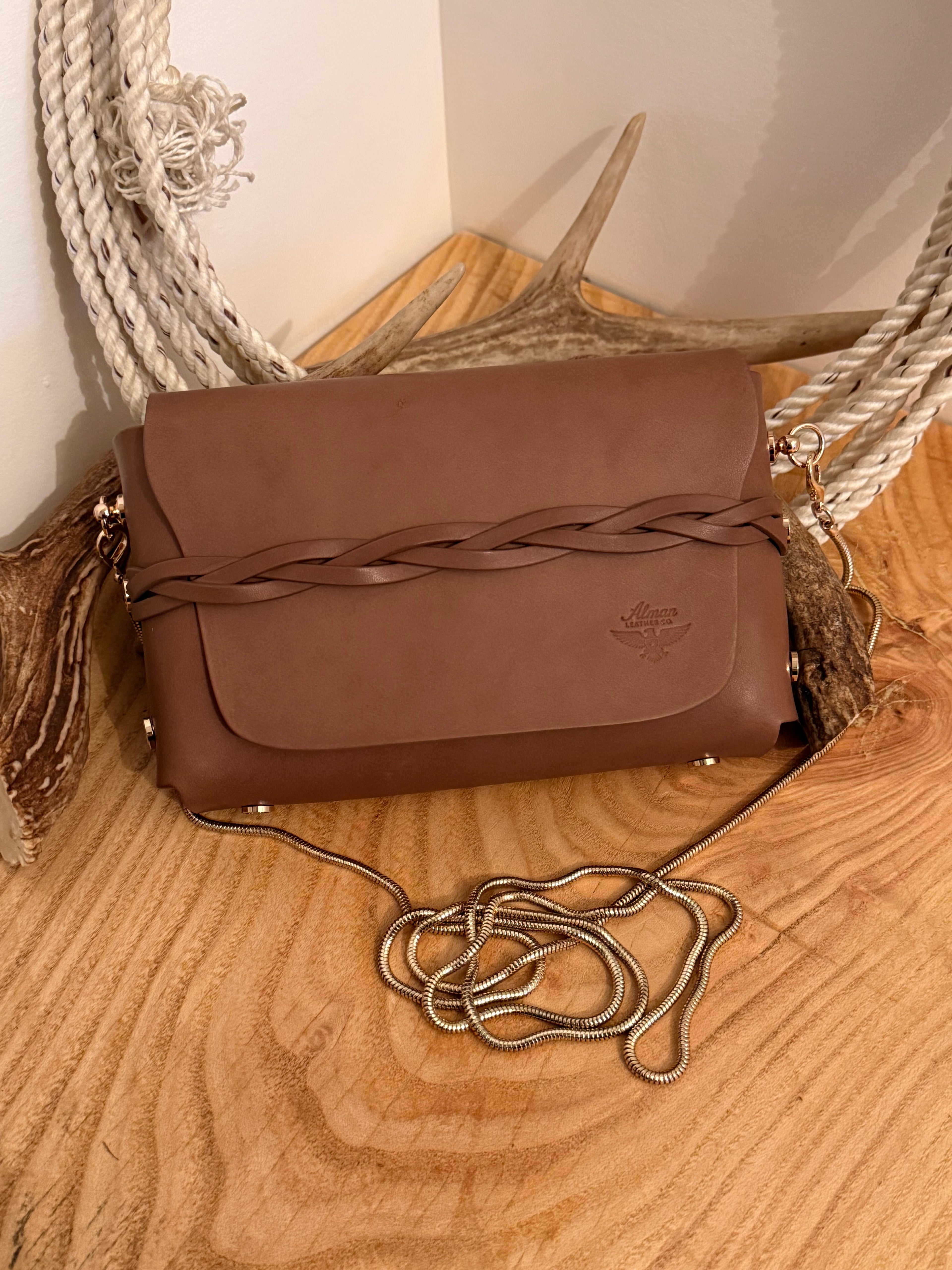 The Sendero Crossbody Bag