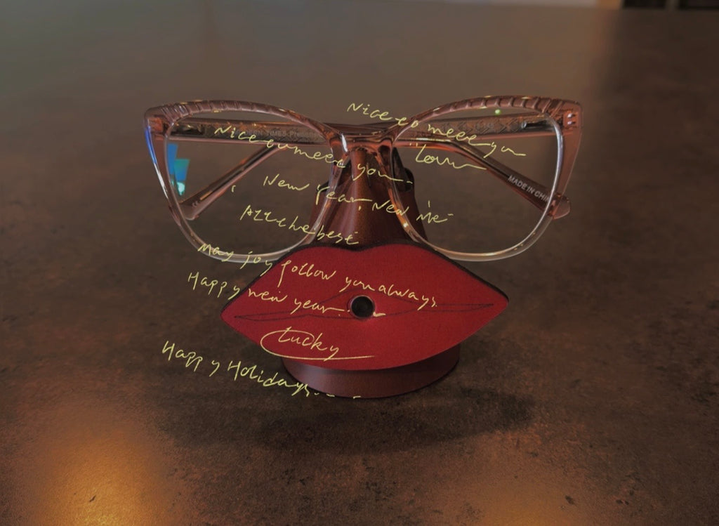 The Velvet Maven – Handcrafted Leather Eyewear Stand