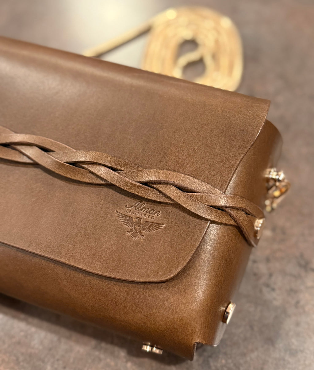 The Sendero Crossbody Bag